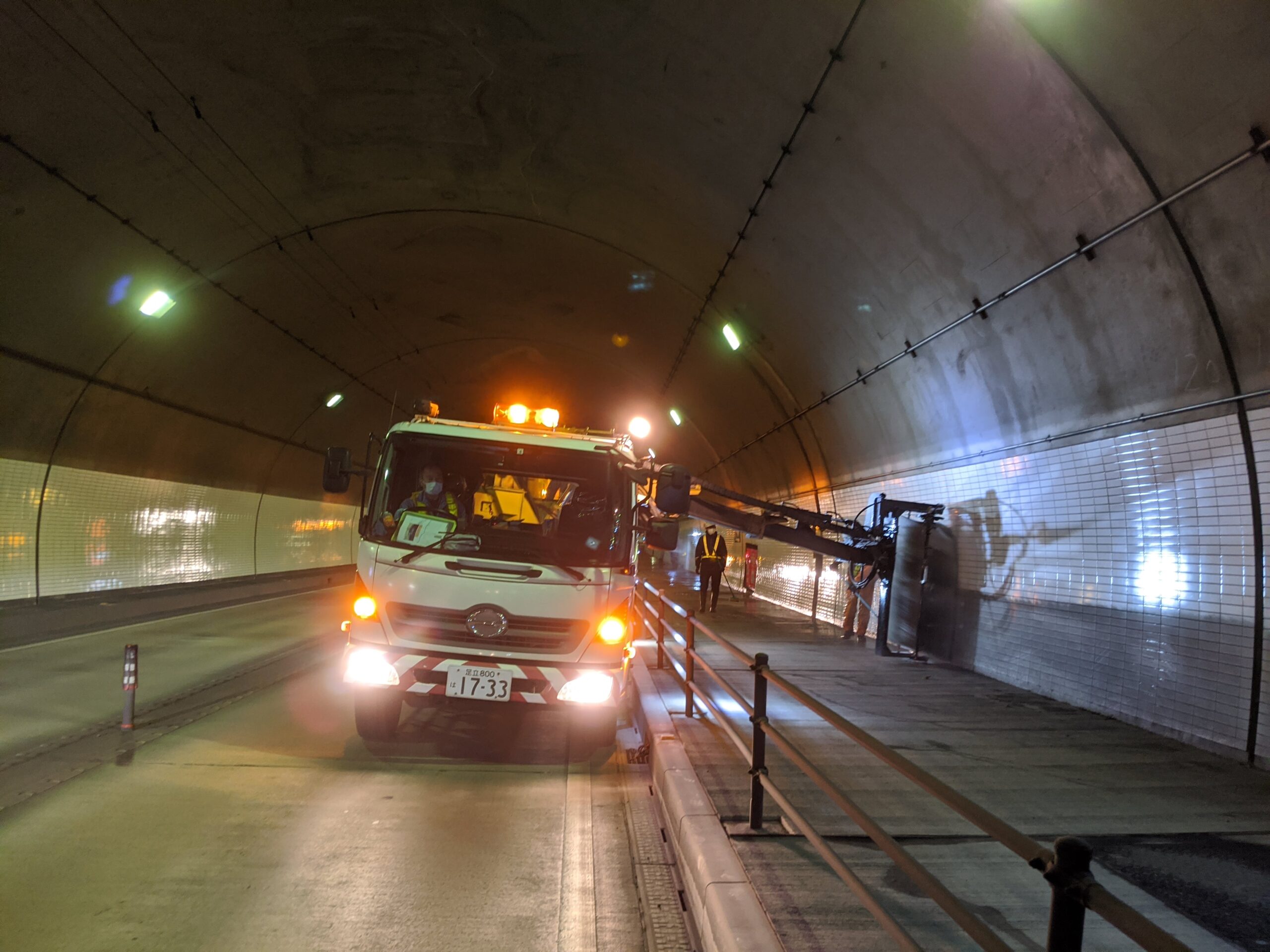 道路清掃 | 日本ロード・メンテナンス株式会社